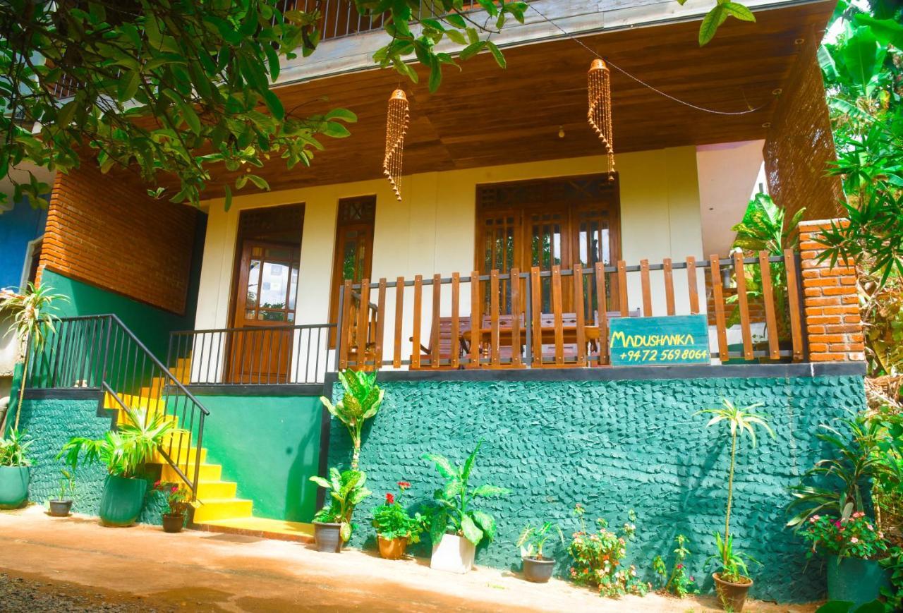 Madushanka Resort Ella Extérieur photo
